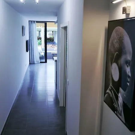 Good Vibes * Costa del Silencio